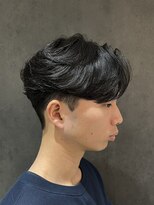 ニコ トウキョウ ヨコハマ(nico)&nbsp;メンズセンターパートニュアンスパーマ毛流れメンズパーマ