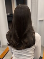 エル バイ ホーム(L by HOME)&nbsp;透明感カラー　ベージュヘア　ふんわりレイヤーカット　顔まわり