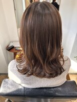 エンリー(ENlee)&nbsp;【白鳥】ミディアムボブ