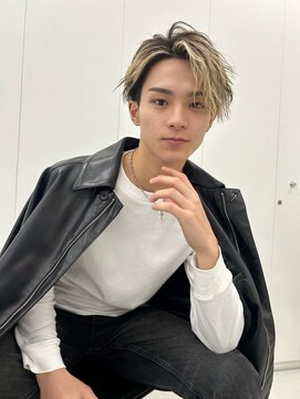 メンズサロン キング 枚方店(Men’s salon K!ng) メンズカット/ブリーチ/ニュアンスパーマ/メンズハイライト/眉毛