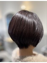 アンジー(Angee)&nbsp;ヴァイオレットグレイジュで黄ばみを抑え透明感のある仕上がりに