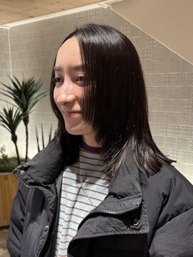 ピークアブー アヴェダ アトレ恵比寿(PEEK-A-BOO AVEDA) フェイスレイヤー　オリーブカラー