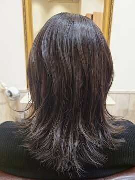 ヘアーズ ロッソ テラス(hair's ROSSO TERRACE) ミディアムレイヤー×ダークアッシュ