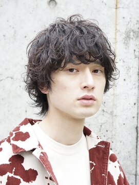 フィフス(fifth) 無造作マッシュウルフスパイラルパーマツーブロックコンマヘア