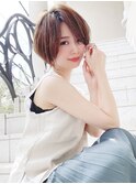 耳かけ/ショートボブ/フォギーベージュ/毛先ウェーブパーマ小林