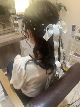 トハユ(TOHAYU) ハーフアップアレンジ