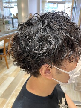 ネオリーブエム(Neolive em;) メンズパーマ×波巻きパーマ