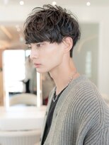 イオ 本厚木(io)&nbsp;波巻きパーマアッシュブラック束感マッシュハイライト