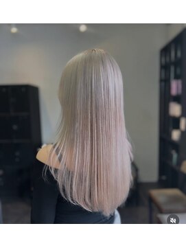 ヴィオラカラー(VIOLLA COLOR) ハイトーンカラー×艶ストレート/小倉