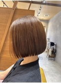 大人可愛い、切りっぱなしボブ