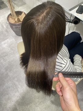 白髪を活かすカラー　脱白髪染め　白髪ぼかし