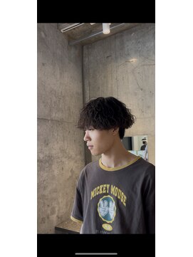 ミリ(milli Produce by ITAKURA) 波巻きパーマ
