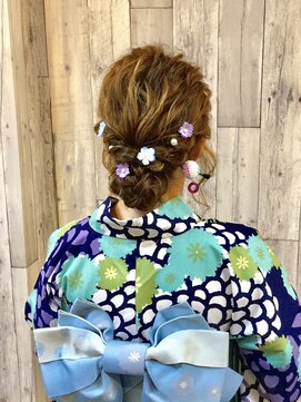 ヘアースペース ムーン(Hair Space MOON) ゆかたの着付けとヘアセットは岡山表町のヘアースペースムーンへ