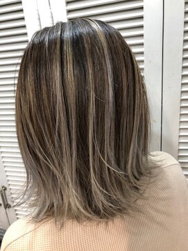 レフア(Lehua) ハイライト×バレイヤージュグラデーション