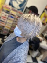 ロック フィールド&nbsp;ショートホワイトシルバーシャドールーツ