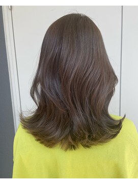 アリーズ(ALLYS) 透明感たっぷりミルクベージュ◎