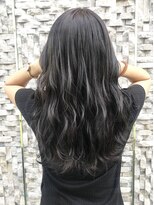 アリュア(Allure)&nbsp;ダークアッシュ外国人風ウェーブ