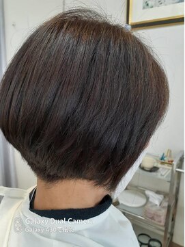 エムツー(M2) グラデーションカットスタイル