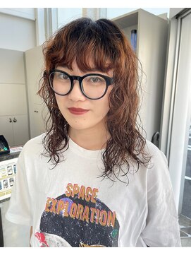 ブランコトレス 鏡島(BLANCO tres) スパイラルパーマ