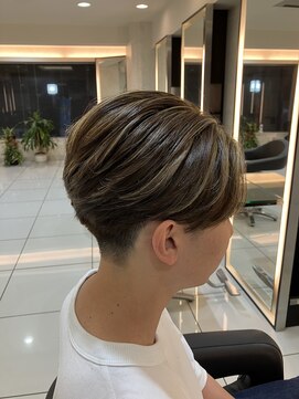 タリィランド(talleyrand) センターパート×ハイライト