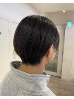 サロンドジョー(salon de joe) 【井上】コンパクトマッシュショートイルミナカラー耳掛けボブ