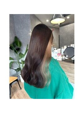 エレノア 越谷(Eleanor) 艶カラー