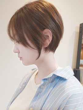 エリマ 調布(elima) 大人ショートボブ/くびれショート/イルミナカラー/ベージュ/調布