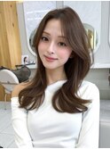 結べるレイヤーカット 上品なくびれヘア