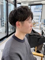 ビューナゴヤ 名駅(VIEW NAGOYA)&nbsp;メンズ/サーフカール/刈り上げセンターパート/波巻きツイスパ