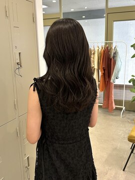 ソーイ ヘアアンドライフスタイル ショップ(SO-E HAIR&LIFESTYLE SHOP) ダークグレージュカラー×ローレイヤースタイル
