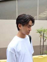 シーンバイラッド ヘルム(SCENE by RAD helm)&nbsp;清潔感溢れるビジネスセンターパートツーブロックメンズカット