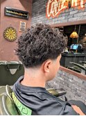 【スパイキーピンパーマ】