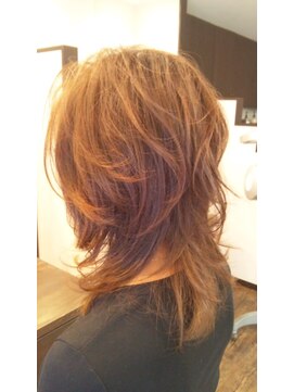 ヘアーデザイン ヴァローレ 南越谷 新越谷(Hair design Valore) つぶれやすい髪質に　レイヤースタイル