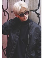 ネス(ness)&nbsp;[RIMMA]ホワイトカラー/センターパート/ネープレス/ツーブロック