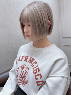 ロンド レア 天神大名店(Lond Le’a) ダブルカラー/インナーカラー/イヤリングカラー/ミルクティ