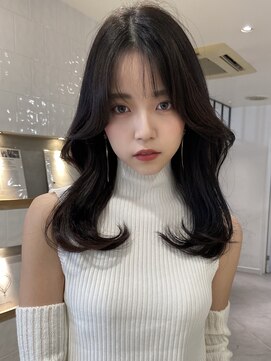 アイヴィ 表参道(IVY) 表参道韓国ヘア！地毛風 暗髪カラー７トーン シースルーバング