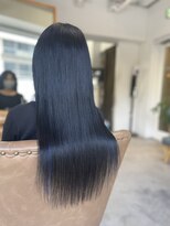 フツーロ 栄(FUTURO) 重ためボブから!