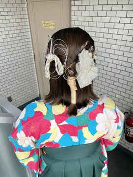 ソノ(sono) 袴ヘアセット　ボブアレンじ　ハーフアップ　水引　金箔