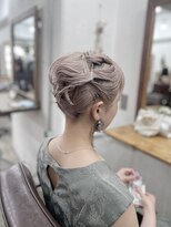 リッカ(RICCA)&nbsp;アップ風ショートヘアアレンジ♪