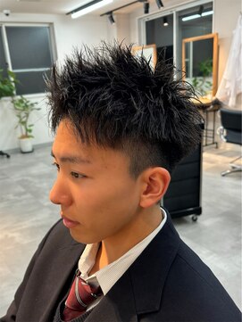 シーフ 千葉(Cyf) スパイキーショート/ツーブロック/アップバング/千葉駅/保立大翔