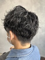 レヴィ 神楽坂(Levi)&nbsp;もしゃもしゃツイストスパイラルパーマメンズ