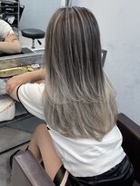 ドロシー 郡山桑野店(Dorothy)&nbsp;黒髪ボブルフネビージュ小顔ワンレン