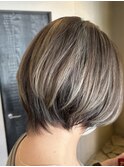 ショートボブ/ハイライト/グレージュ/イルミナカラー/大人ボブ