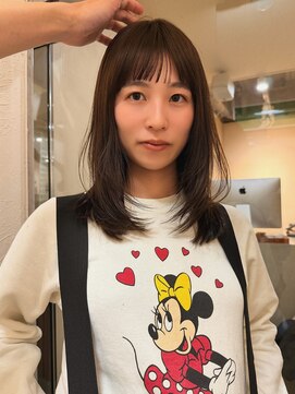 ヤント(yant) ミディアムレイヤー × シースルーバング