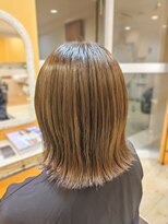 ビャッコ(Byakko)&nbsp;ミディアム切りっぱなしボブ