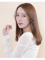 ファムバイアヴァンス(Femme by AVANCE.) 大人上品ナチュラルストレート