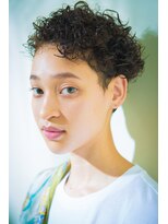 バローチェ(Barouche) 2ブロックのハードパーマ