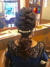 テトラ ヘアー(TETRA hair) ポニーテールアレンジ