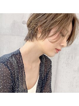 ジアン バイ ミルボン NU茶屋町+(GIEN by milbon) 透け感オリーブショート イルミナカラー ハンサムショート