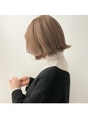 ミルキーベージュ 外はねボブ メルティーカラー グレージュ